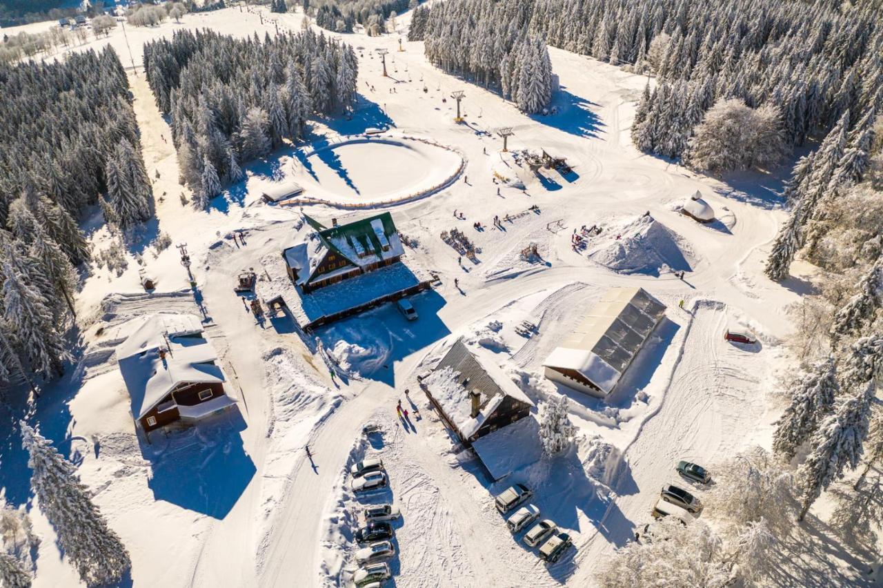 Horsky Hotel Paprsek Staré Mesto Exterior foto